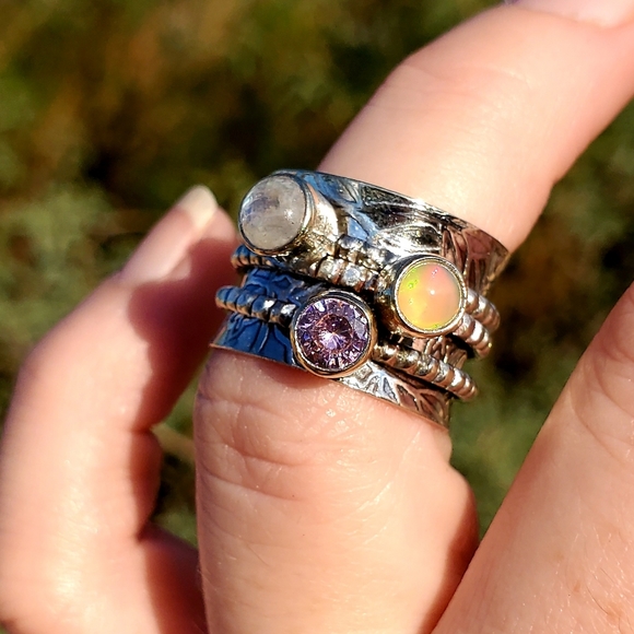 New Ethiopian Opal, Rainbow Moonstone and Pink Topaz Silver Spinner Ring. - Picture 8 of 16